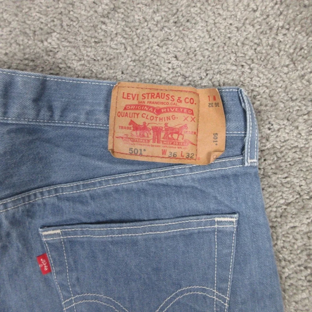 Levis‎ Jeans Mens 34x29 (Tag 36x32) Blue 501 Button Fly Original Straight Denim